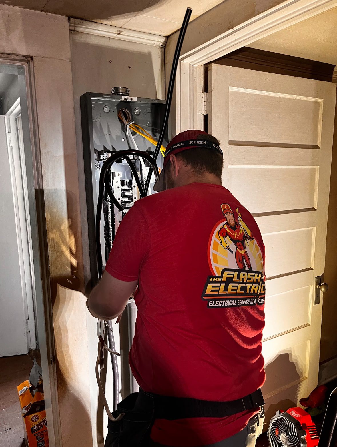 Electrical home inspections Electrical panel upgrade Receptacle installation repair image3 min